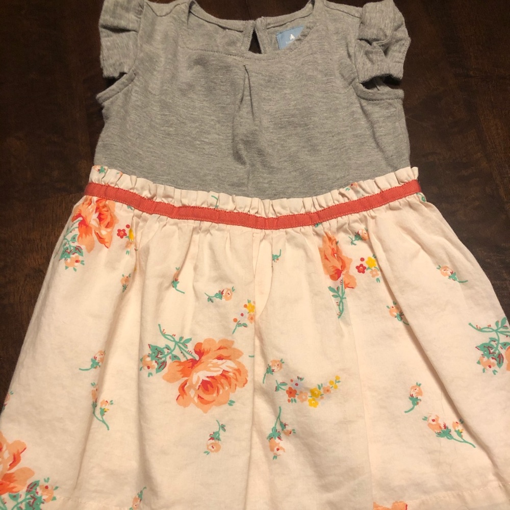 Cute GAP dress